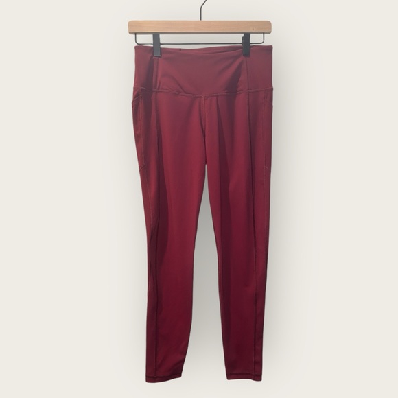 Victoria’s Secret Sport Total Knockout Tights Red Maroon Size Medium - Picture 2 of 4